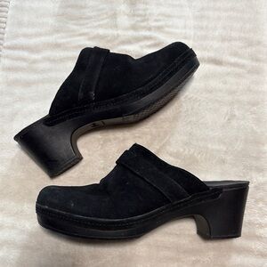 Crocs Sarah Women's Black Suede Clogs Mules Platform shoes heel shoes